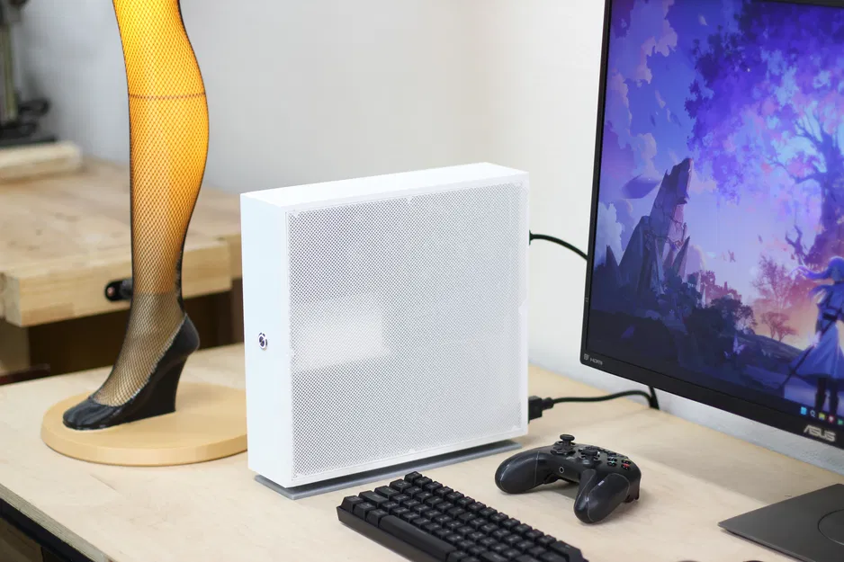 SUG-CUN-SOL – Vỏ PC gaming in 3D 8.2L kiểu console dựng đứng - Image 3