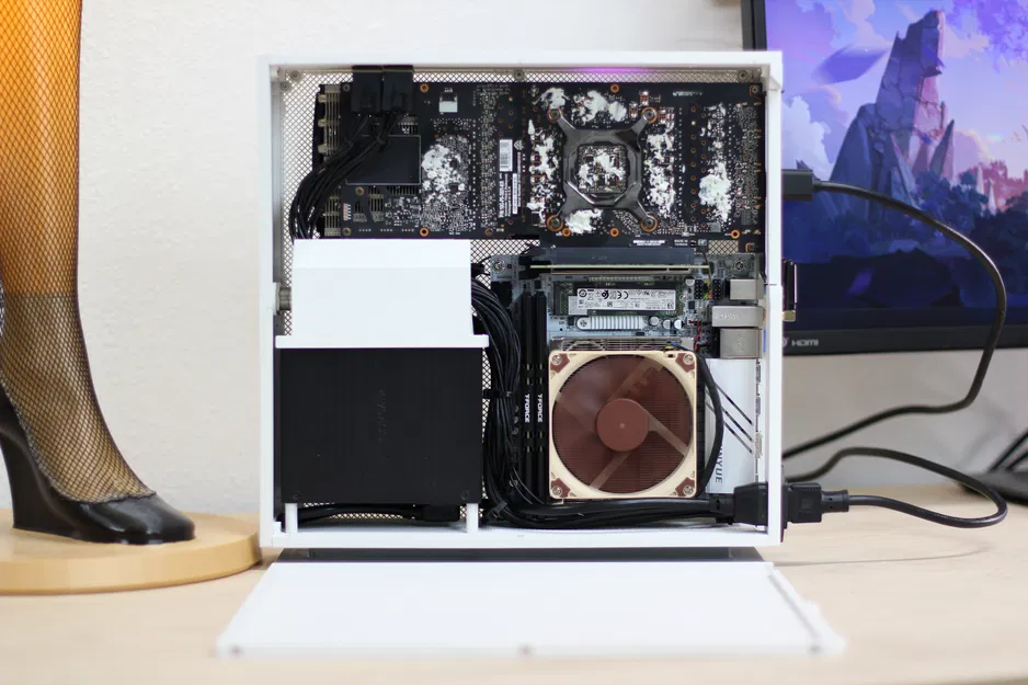 SUG-CUN-SOL – Vỏ PC gaming in 3D 8.2L kiểu console dựng đứng - Image 4