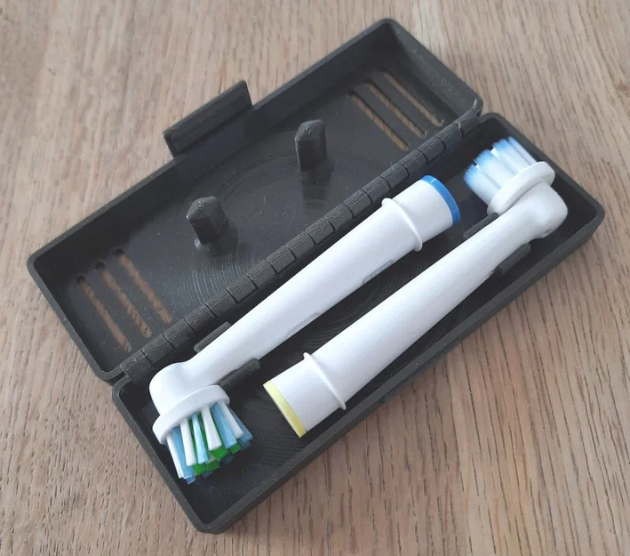 Hộp du lịch & chân đế đầu bàn chải Oral-B 2/4/6 (Print-in-Place) - Image 1