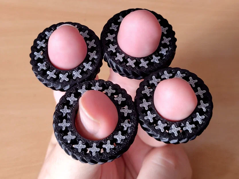 Nhẫn fidget gear với bánh răng ngoài ăn khớp (herringbone) để kéo nhau - Image 2