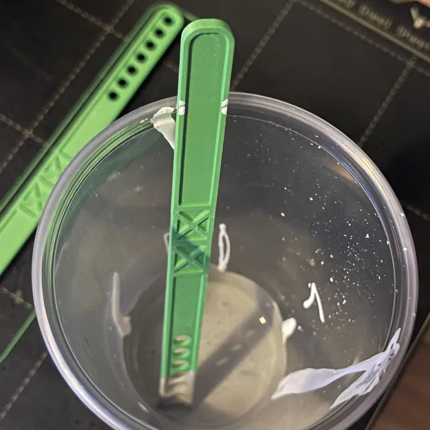 The Stir Stick (Que Khuấy) - Image 1