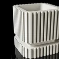 Chậu trồng cây Stripes của MODERN MACHINE - Thumbnail 3