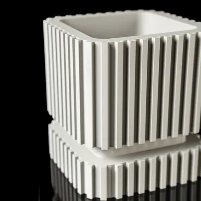 Chậu trồng cây Stripes của MODERN MACHINE