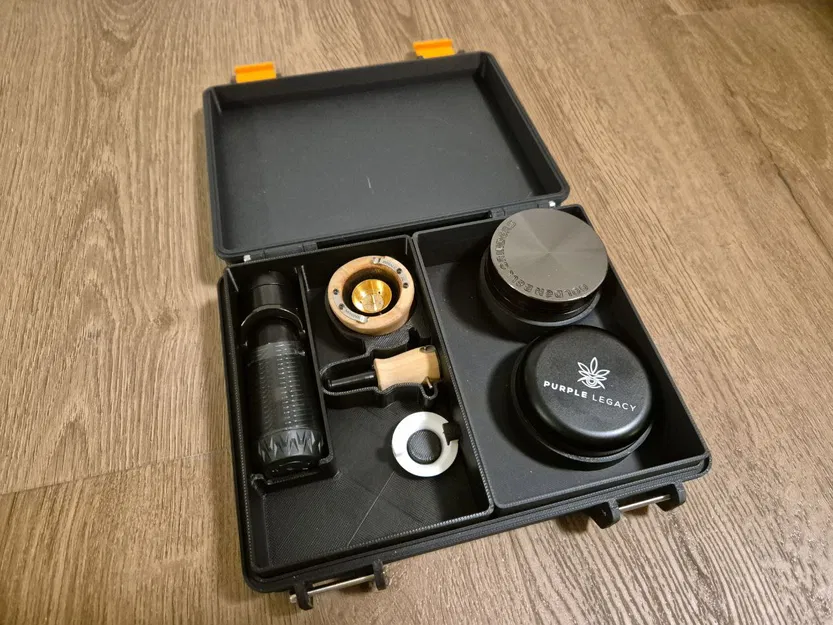 The Schmoke Box - Image 5