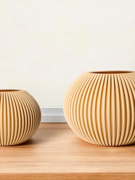 Bình Tròn Xếp Ly – Bình Trang Trí Gân Nổi Hiện Đại - Image 2