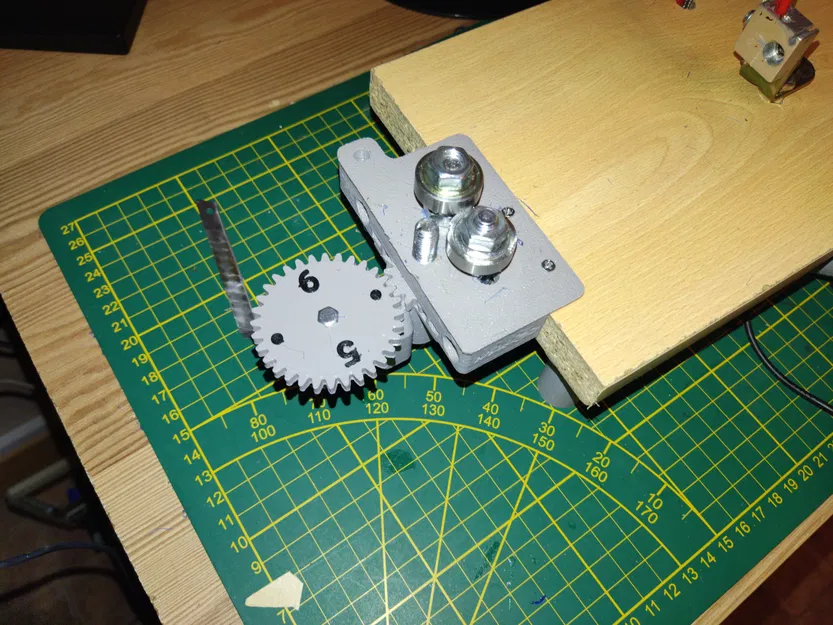 Bộ cắt chai PET (remix từ Petamentor2) với vòng xoay đánh số - Image 2