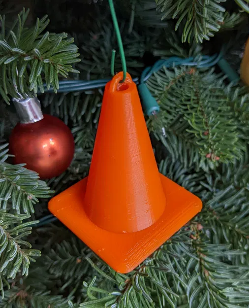 Ornament Cọc Tiêu Giao Thông (Traffic Cone Ornament) - Image 1