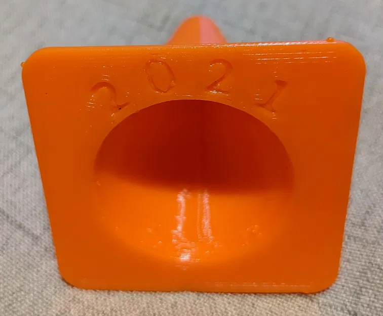 Ornament Cọc Tiêu Giao Thông (Traffic Cone Ornament) - Image 3