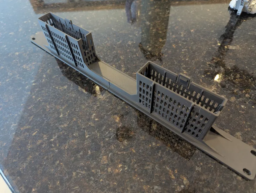 Giá đỡ rack GL.iNet Comet PoE (GL-RM1PE) Rack Mount - Image 2