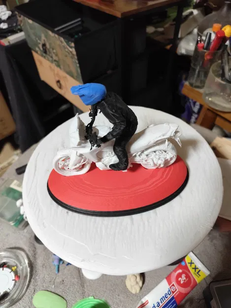 Model biker – tay lái mô hình đi kèm Honda Transalp 750 - Image 2