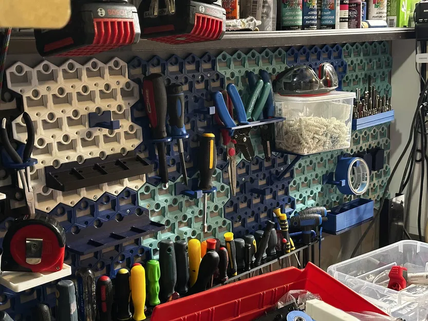 GOEWS – Greatly Over Engineered Wall System (hệ tường mô-đun tương thích Gridfinity) - Image 1