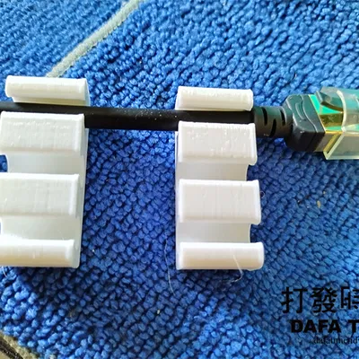 Khung giữ dây cáp mạng RJ45