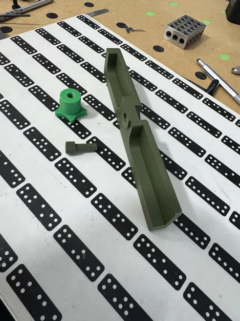 Kẹp giữ phẳng cho MFT: Shaper Origin Flush MFT Hold-Down Clamps - Image 2