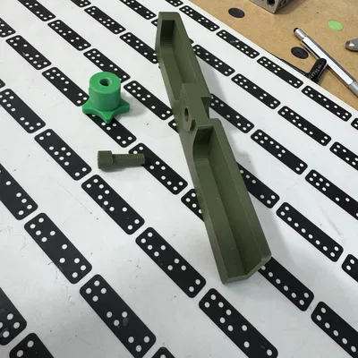 Kẹp giữ phẳng cho MFT: Shaper Origin Flush MFT Hold-Down Clamps