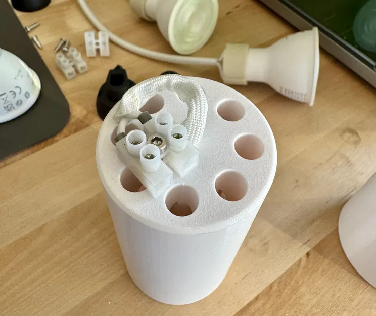 AURA – đèn thiết kế tối giản cho bóng Philips Hue GU10 LED - Image 4