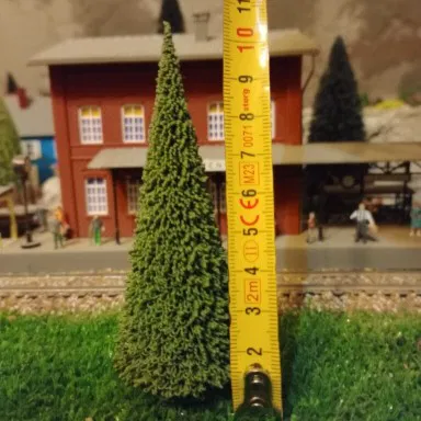 Cây thông Noel trang trí (decorative) cho mô hình H0
