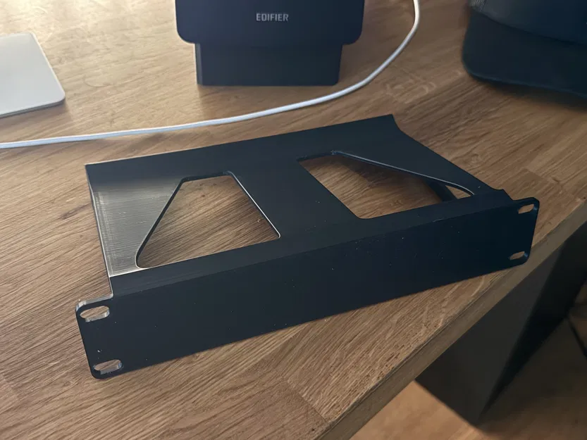 Kệ gắn rack 10 inch 1U cho UniFi UNAS 2 (Rack Mount Shelf) - Image 2