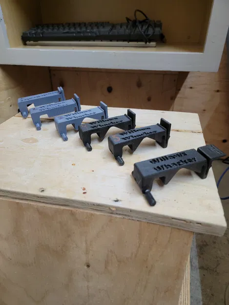 Chốt cài thay thế cho Fiskars Brush Axe/Machete 23cm (9") - Image 4