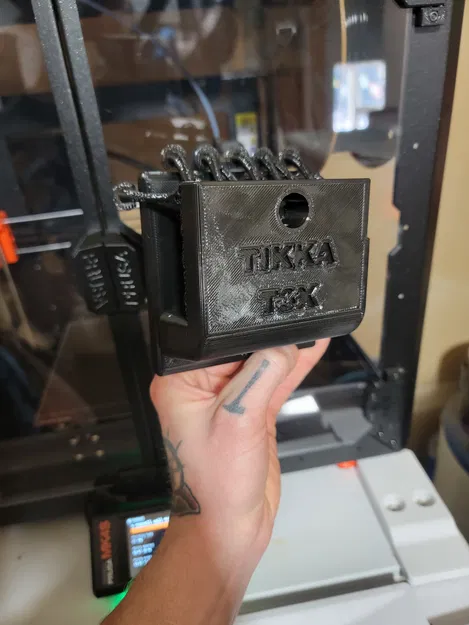 Tikka Magwell Wall Hanger/Gun Mount – Ngàm treo tường cho Tikka T3x - Image 1