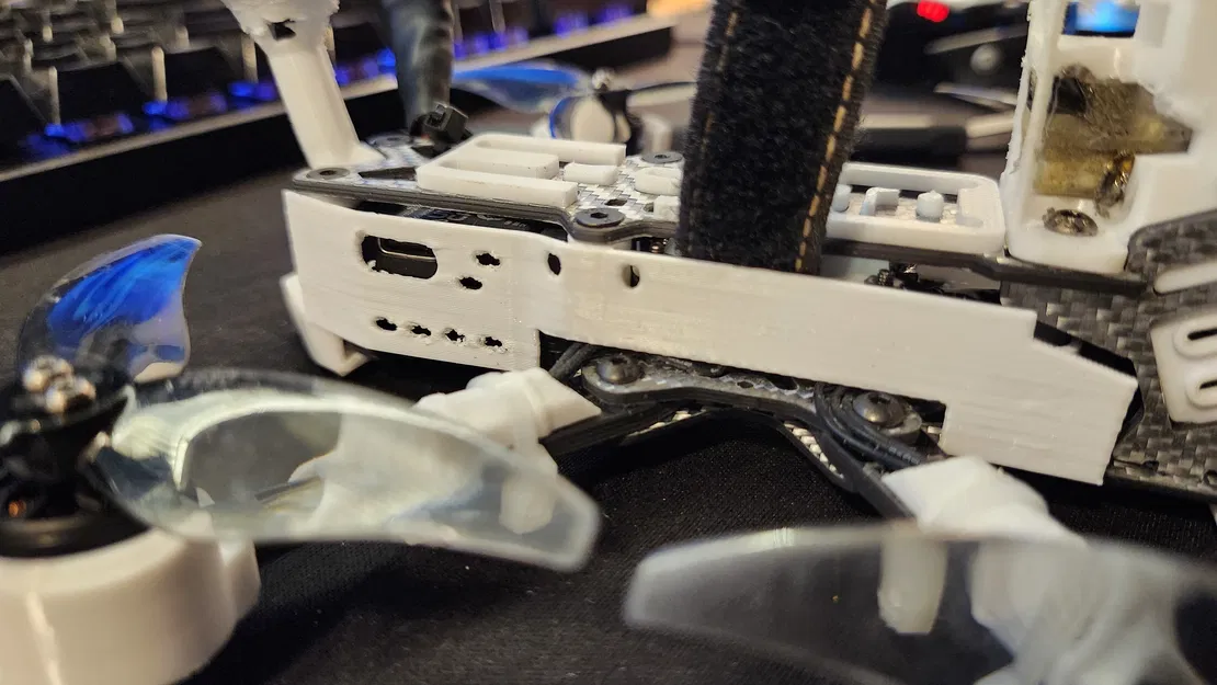 Ốp bảo vệ hông Jeno 3.5 (phiên bản tay rời) - Image 1