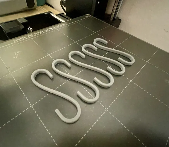 Móc Chữ S Đơn Giản Cho Nhà Bếp - Image 1