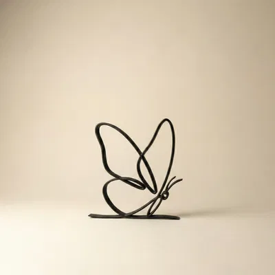 Bươm Bướm Tối Giản – Decor Line Art Hiện Đại