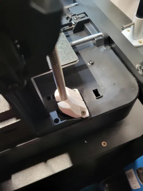 Ender 3 V3 KE/SE - Chi tiết gia cường khóa ty trục Z - Image 1