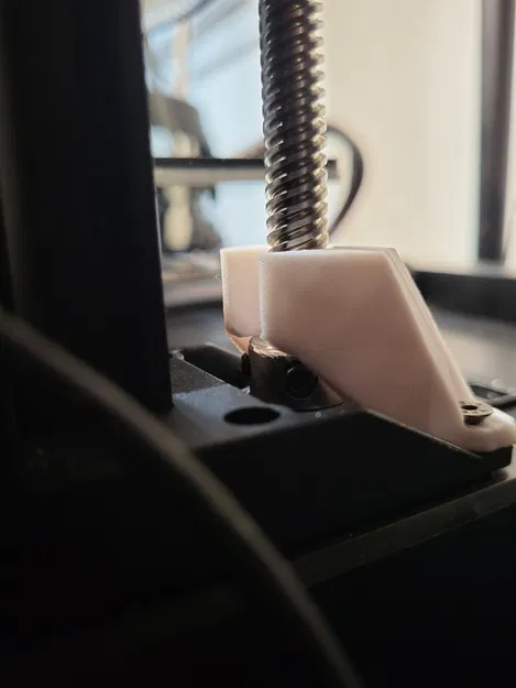 Ender 3 V3 KE/SE - Chi tiết gia cường khóa ty trục Z - Image 3
