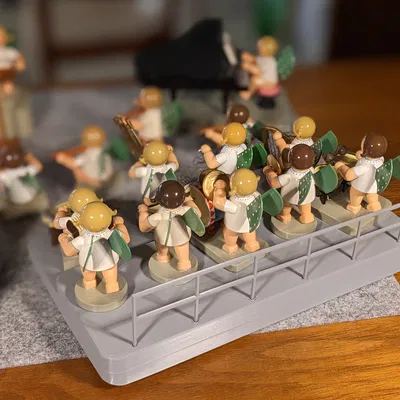 Bệ trưng bày Giáng Sinh “Angel Pedestal Christmas”