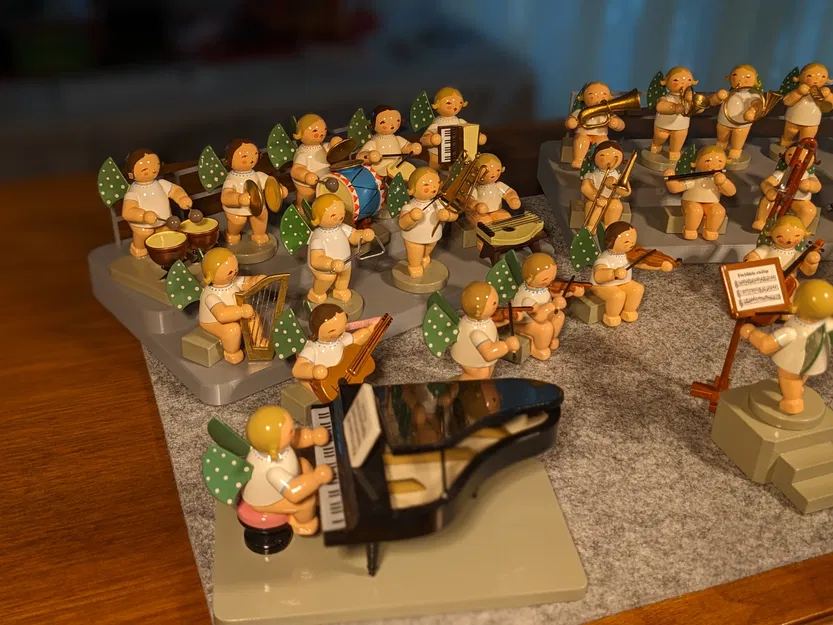 Bệ trưng bày Giáng Sinh “Angel Pedestal Christmas” - Image 2