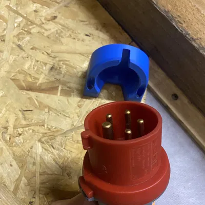 Giá đỡ phích cắm 16A 400V