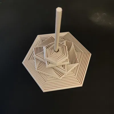 Polygon fidget tuỳ biến theo số cạnh (tam giác–nonagon…): parametric, có handle/solid middle