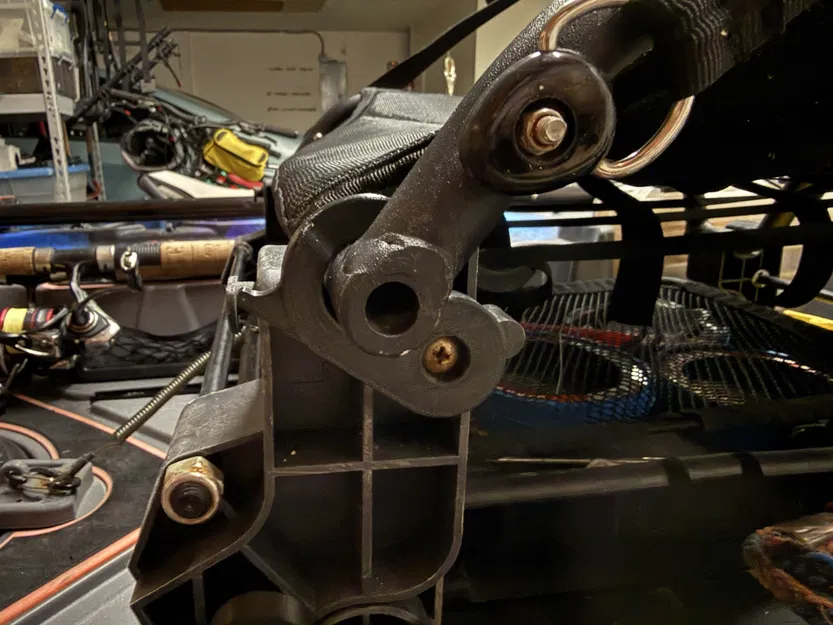 Kẹp Shrimp Clip ghế Summit cho Vibe Kayaks (Vibe Shearwater 125) - Image 1