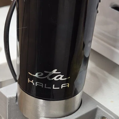 Giá treo tường Eta Kalla (Eta Kalla wall holder)