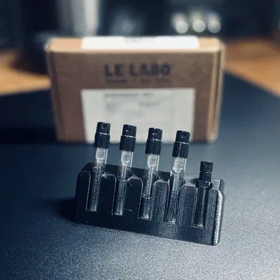 Le Labo Discovery Set - Holder và Travel Case