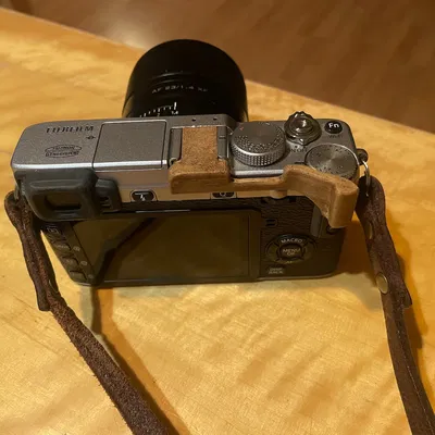 Thumb grip cho Fujifilm X-E2 (gắn hot shoe)