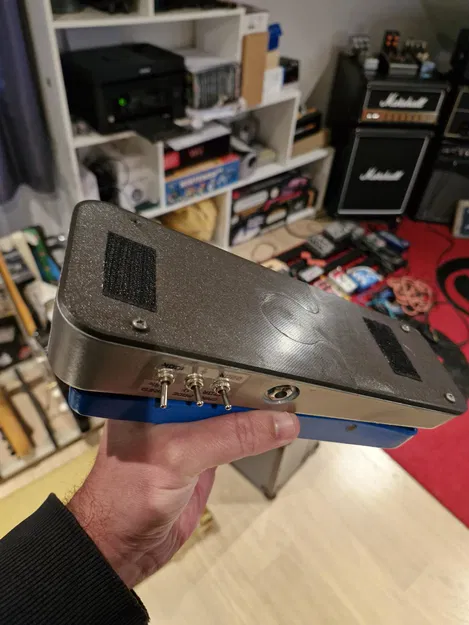 Tấm nắp đáy (bottom plate) cho Dunlop Cry Baby Wah - Image 1