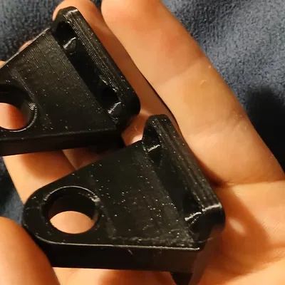 Giá đỡ thanh khóa nắp thùng xe Ford (truck topper locking bar holder)