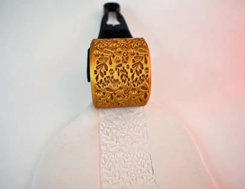 Texture Rollers Christmas middle #10 – Bánh lăn tạo hoạ tiết Noel - Image 1