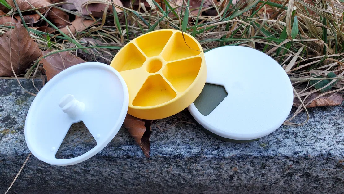 Hộp Lưu Trữ Phụ Kiện Câu Cá Xoay (Rotating Fishing Accessories Storage Box) - Image 4