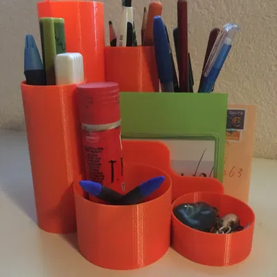 Khay sắp xếp bàn làm việc cổ điển (Classic desk organizer)