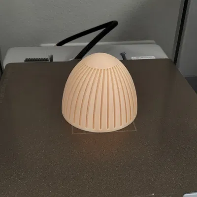 Trứng Phục Sinh (Easter egg) có nắp vặn