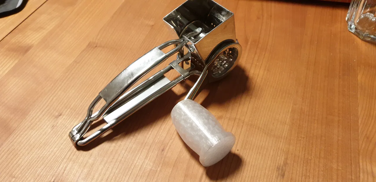 Tay cầm thay thế cho bào phô mai Migros/Küchenprofi - Image 1