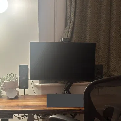 Giá đỡ loa Logitech Z207 gắn bàn (desk mount)