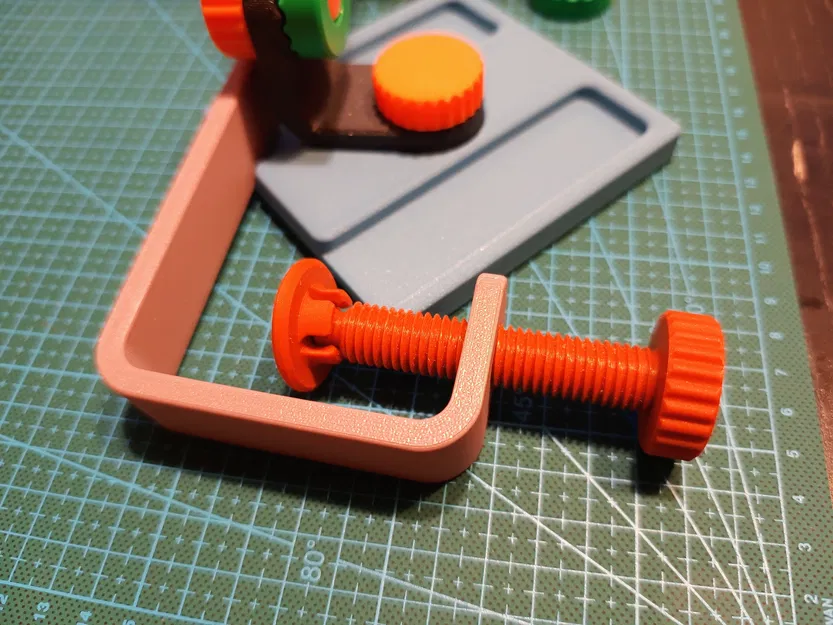 Tay đỡ đa năng (Kẹp giữ điện thoại) – Multifunctional Arm (Phone holder) - Image 10