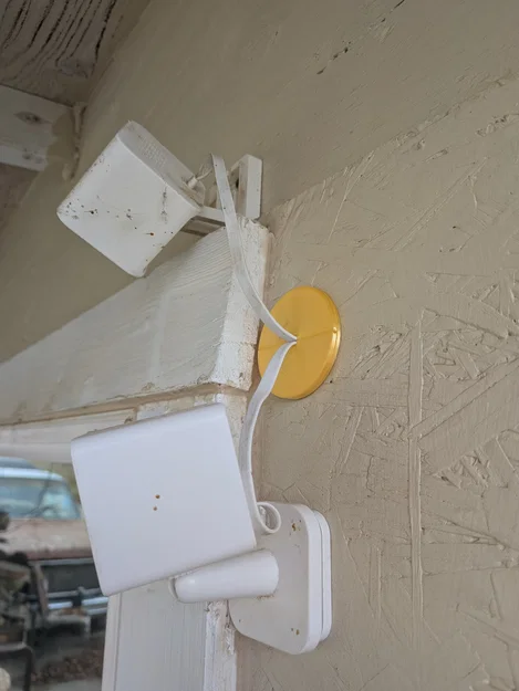 Ống Luồn Dây Qua Vách Tường Nhà Kho (Shed) - Shed Wall Cable Pass Through - Image 3