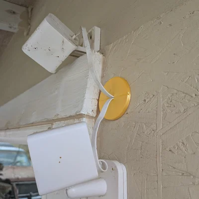 Ống Luồn Dây Qua Vách Tường Nhà Kho (Shed) - Shed Wall Cable Pass Through