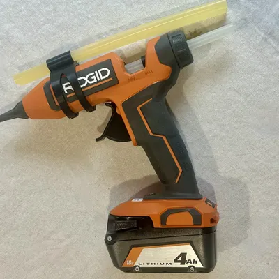 Giá đựng que keo cho súng bắn keo Ridgid