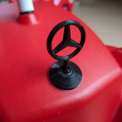 Ngôi sao Mercedes-Benz cho BIG Bobby Car