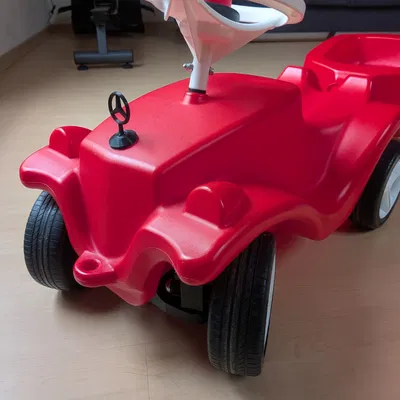 Ngôi sao Mercedes-Benz cho BIG Bobby Car